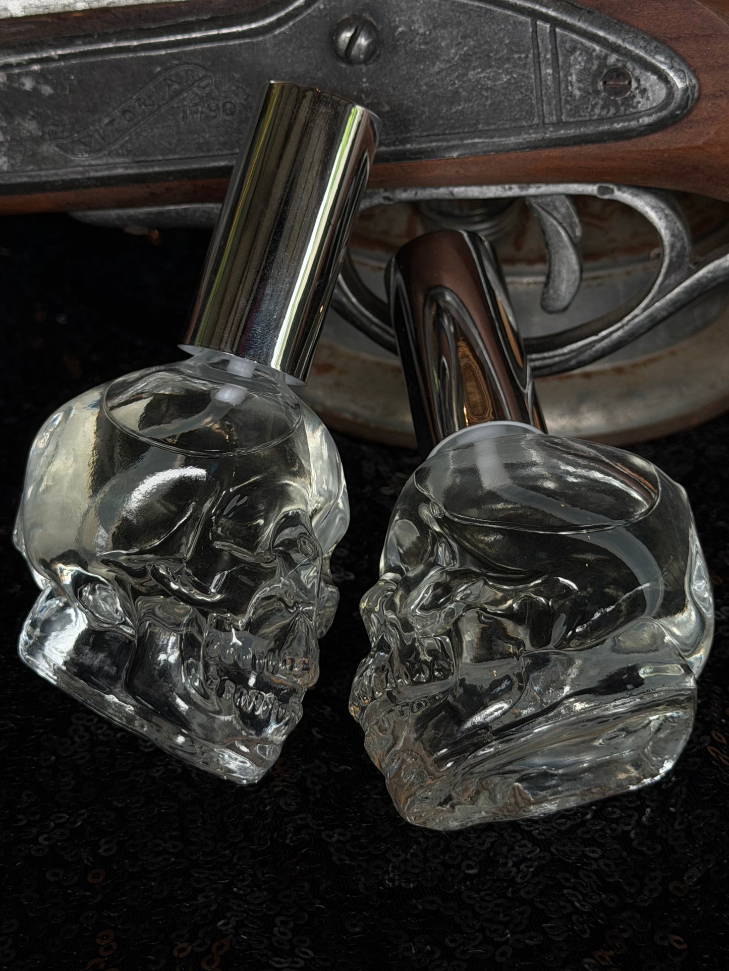 VAN HELSING - Mother of Hades Skull Perfume