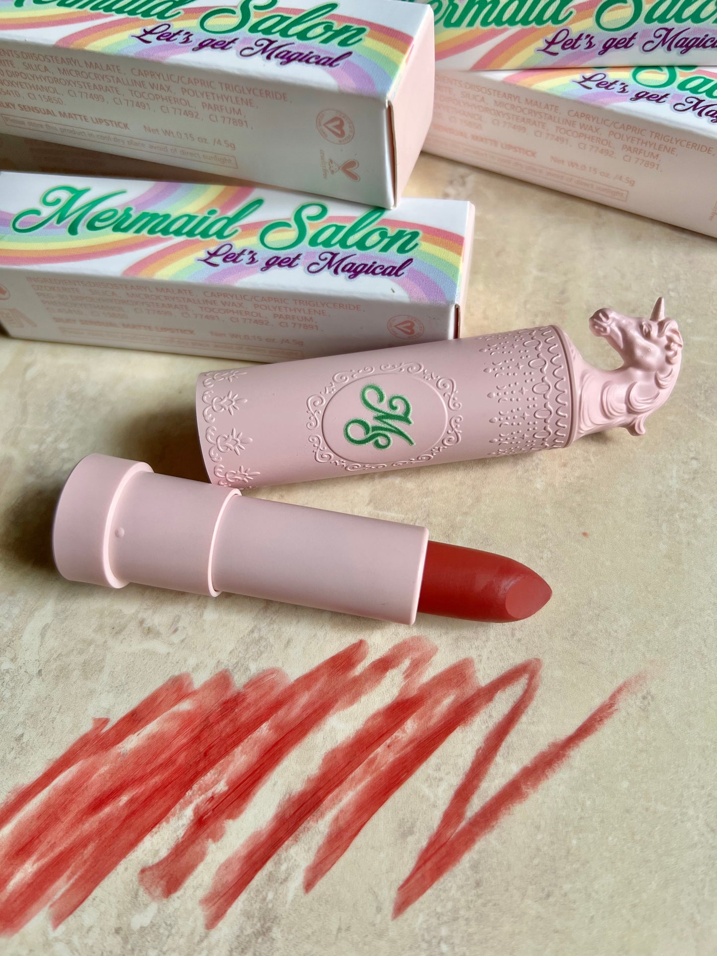 PANDORAS BOX - Traditional Cream Velvet lipstick