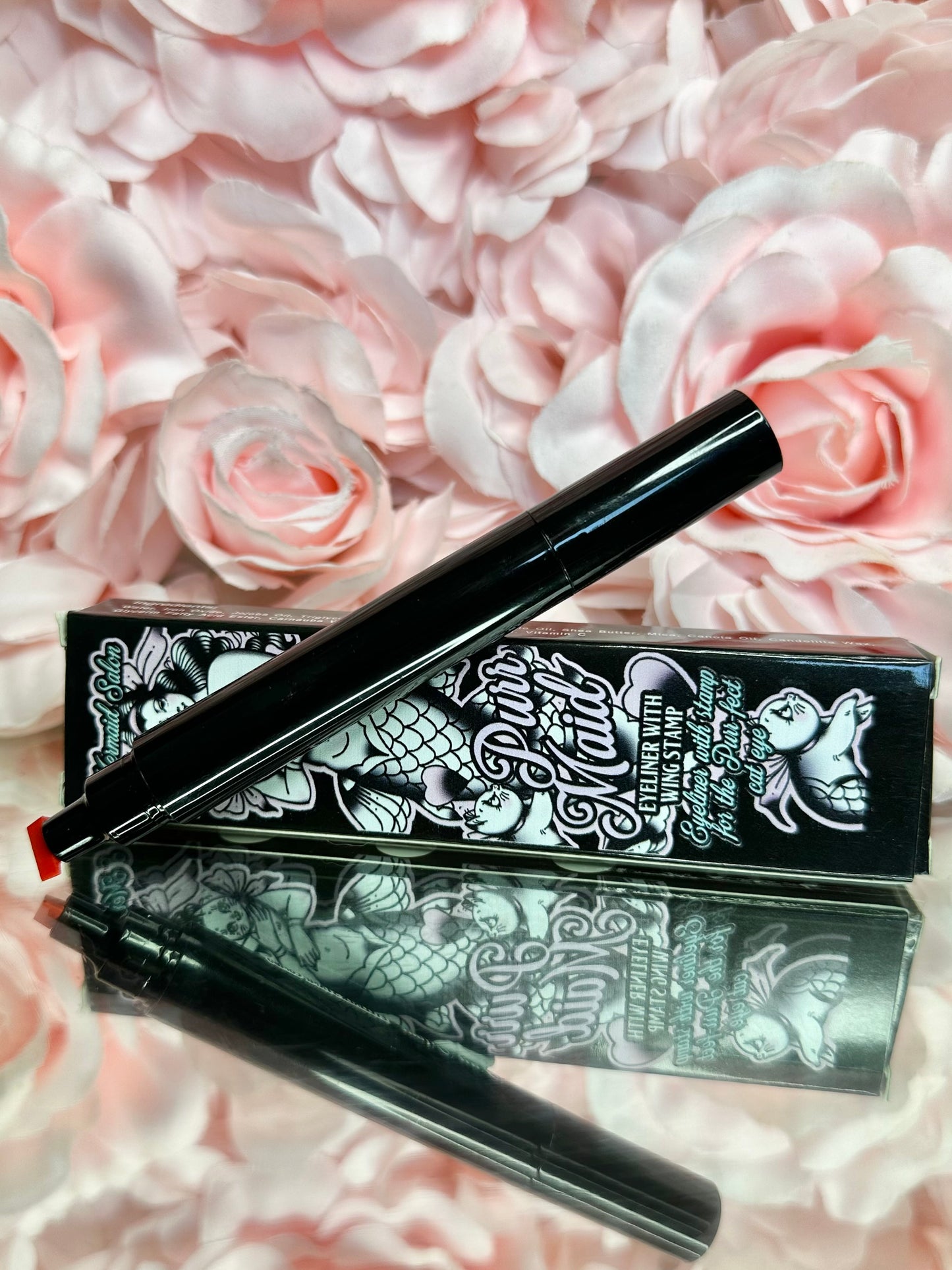 PURRMAID RED - Eyeliner stamp with liquid liner