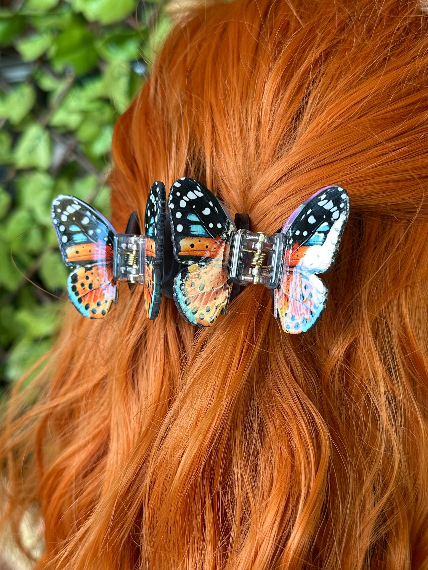 HEY SUNSHINE - Twin Butterfly Hair Clip Set