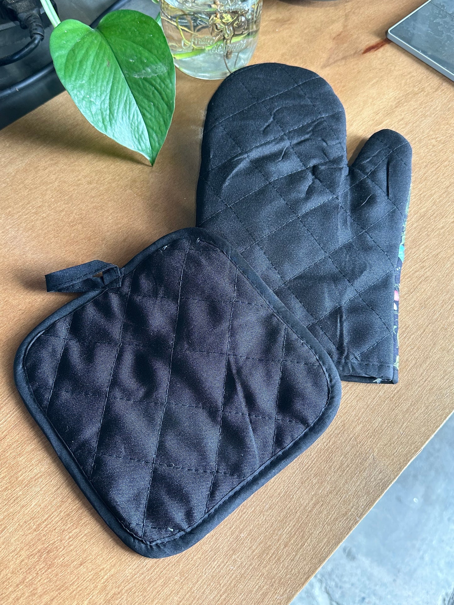 LUNA BLUE - Oven Mitt Set