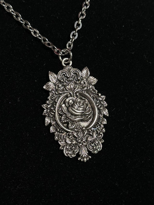 ETERNAL ROSE -  Mother of Hades NIGHT GARDEN Necklace