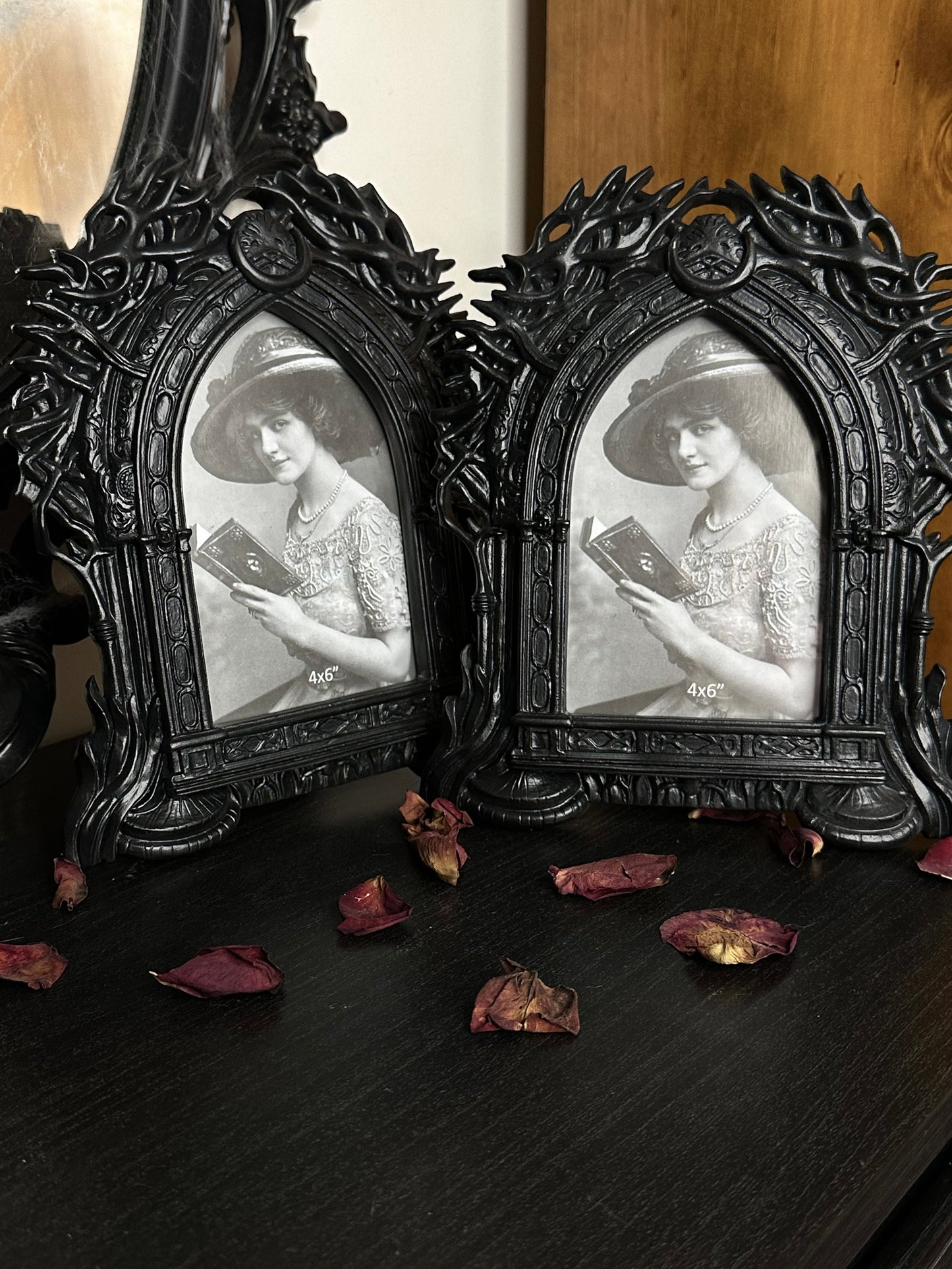 BLACK FOREST - Gothic frame set