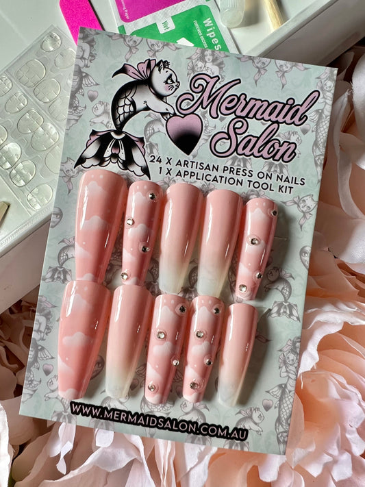 HEAVEN FORBID - Press-On Nail Kit