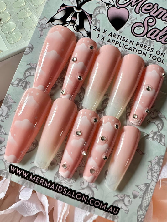 HEAVEN FORBID - Press-On Nail Kit